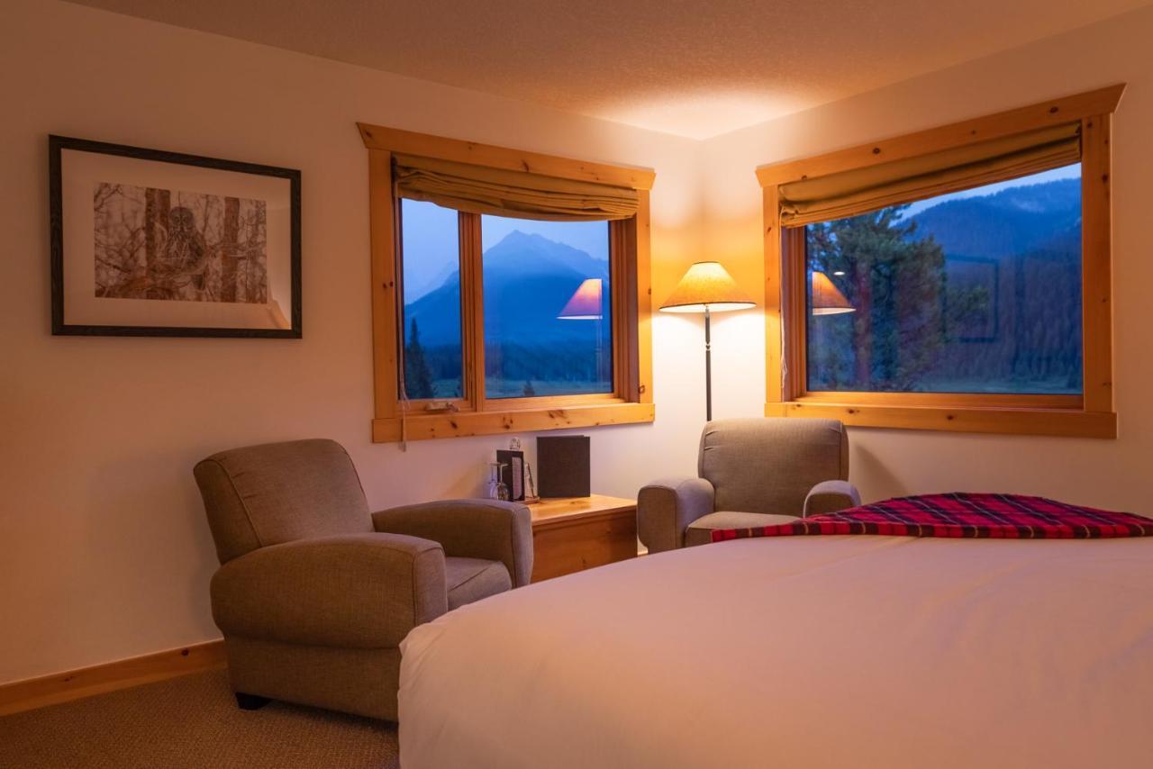 קאנאנסקיס ווילאג' Mount Engadine Lodge מראה חיצוני תמונה